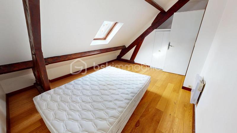 Maison traditionnelle - 115 m² - 6 pièces