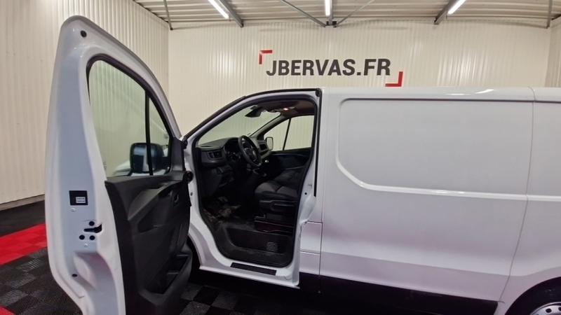 Renault Trafic l1h1 2800 kg blue dci 130 confort