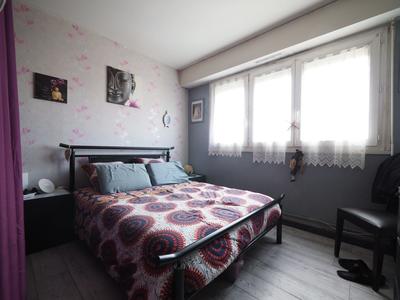 Appartement - 90 m² - 4 pièces