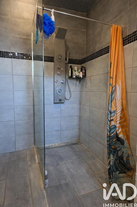 Maison - 143 m² - 5 pièces