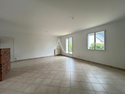 Maison - 88 m² - 4 pièces