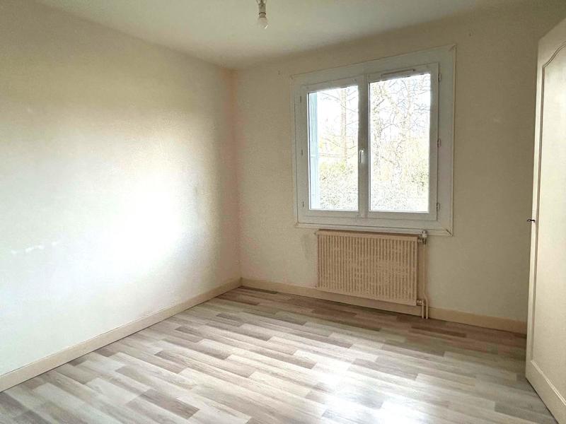 Maison traditionnelle - 94 m² - 5 pièces