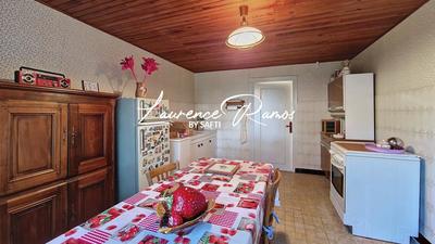 Maison - 94 m² - 5 pièces