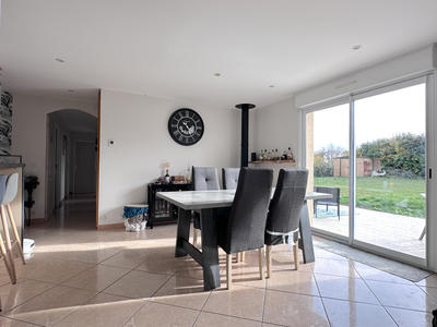 Maison - 101 m² - 5 pièces