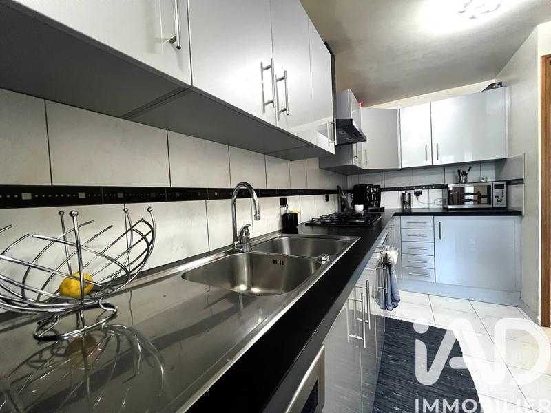 Maison - 91 m² - 6 pièces