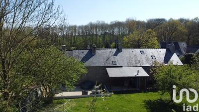 Maison - 176 m² - 9 pièces
