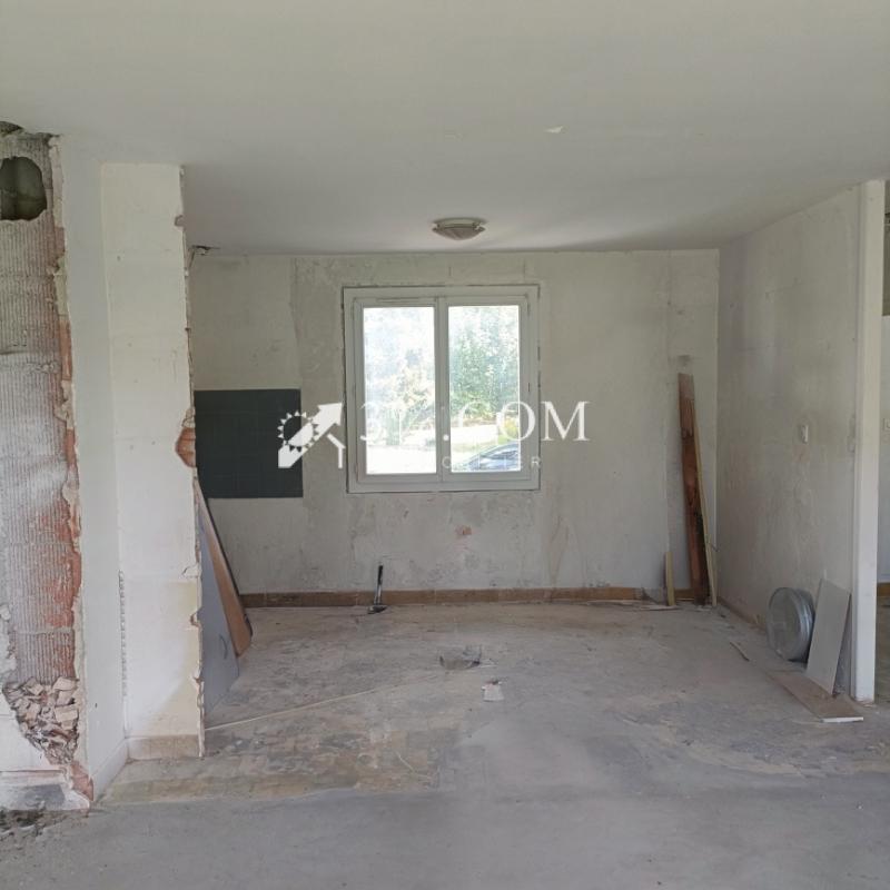 Maison - 77 m² - 4 pièces