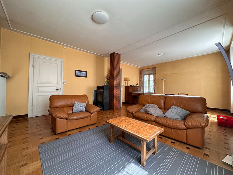 Maison - 161 m² - 7 pièces