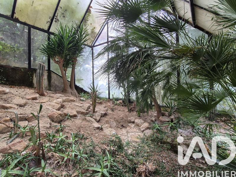 Maison - 308 m² - 8 pièces