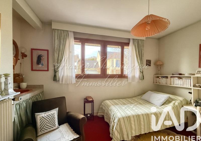 Maison - 123 m² - 7 pièces