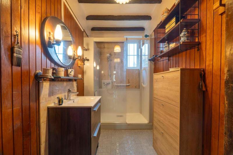 Maison - 396 m² - 9 pièces