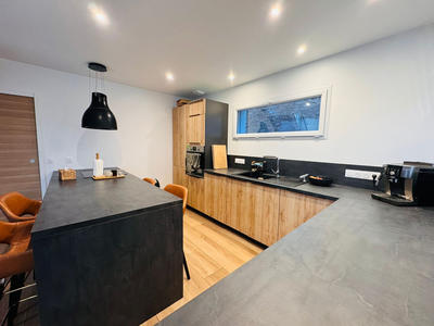 Propriété - 155 m² - 5 pièces