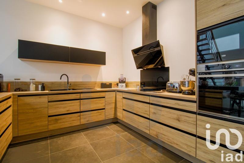 Maison de ville - 225 m² - 8 pièces