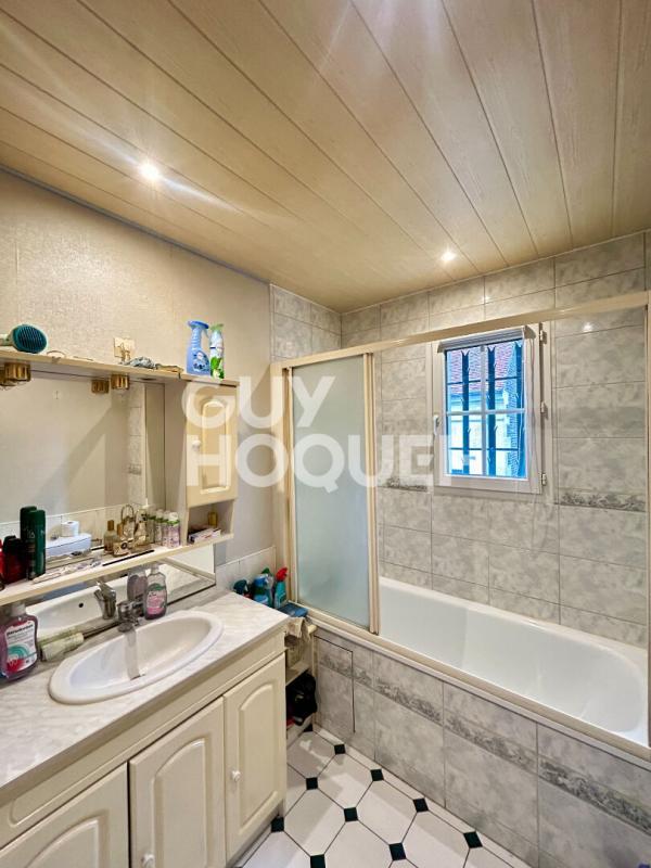 Maison - 91 m² - 5 pièces