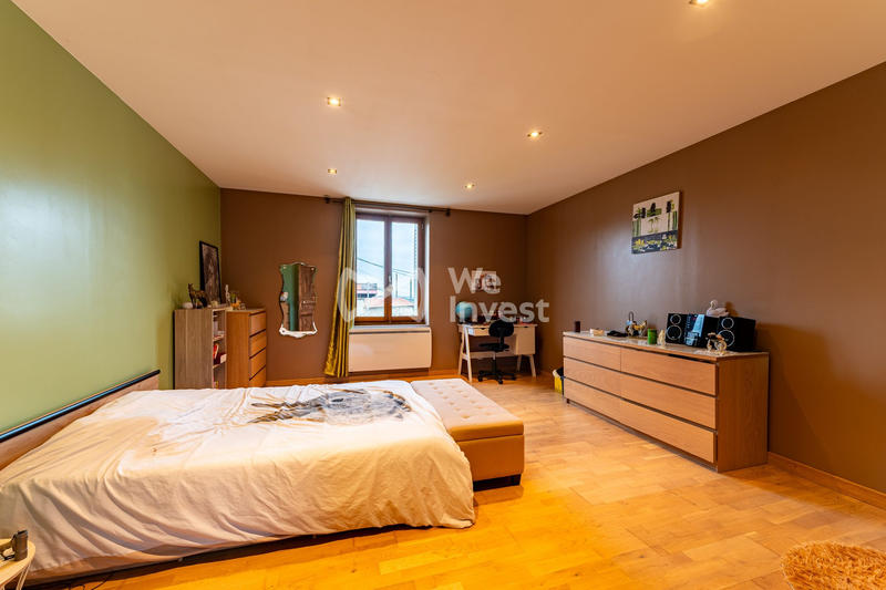 Maison ancienne - 250 m² - 9 pièces