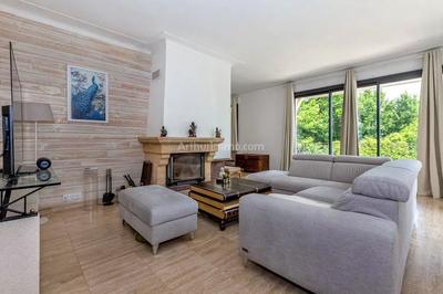 Maison - 193 m² - 7 pièces