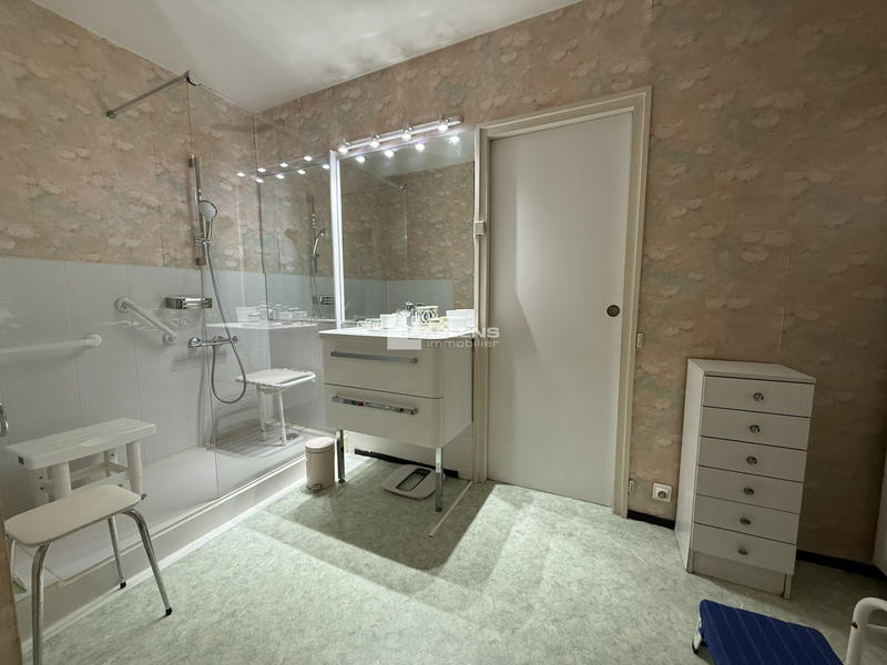 Appartement - 85 m² - 3 pièces