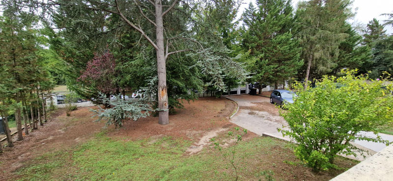 Maison - 235 m² - 7 pièces