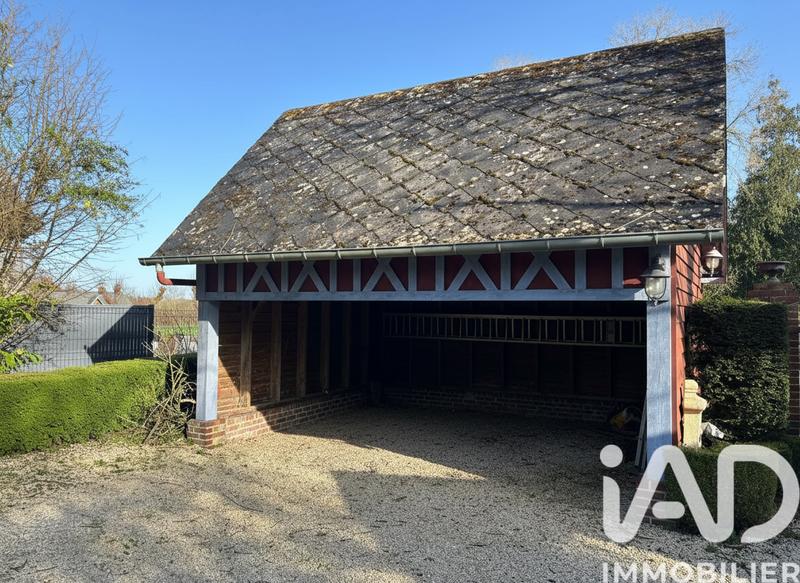 Maison - 238 m² - 9 pièces