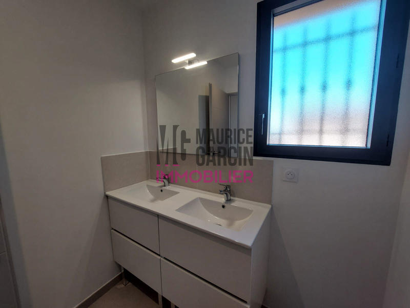 Villa - 97 m² - 4 pièces