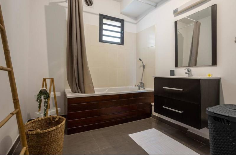 Appartement - 82 m² - 4 pièces