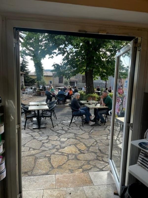 Fonds de commerce - 90 m²