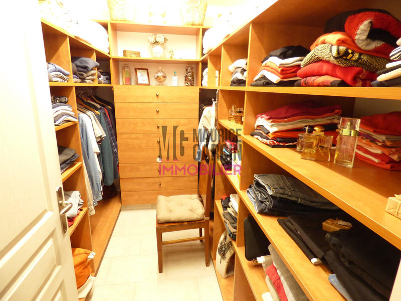 Villa - 168 m² - 4 pièces