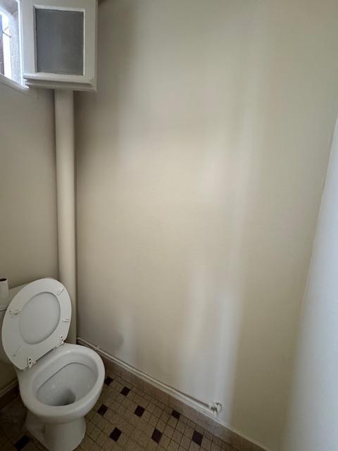 Fonds de commerce - Bureau - 65 m²