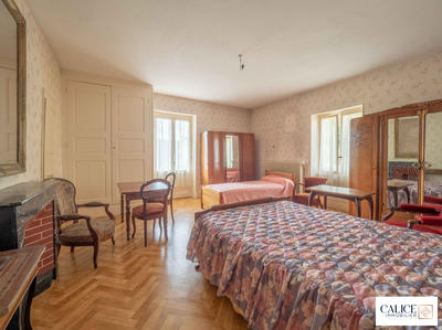 Maison ancienne - 100 m² - 4 pièces