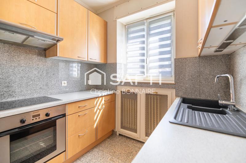 Appartement - 94 m² - 5 pièces