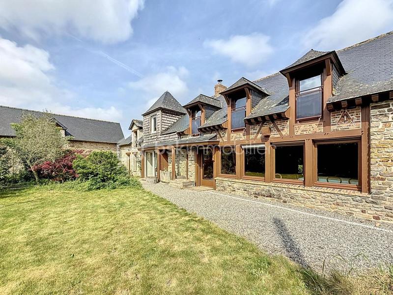 Longère - 184 m² - 8 pièces