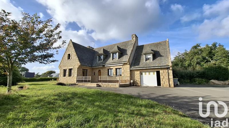 Maison - 214 m² - 9 pièces