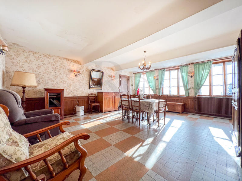 Maison - 148 m² - 5 pièces