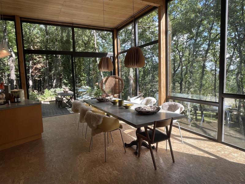 Maison contemporaine - 240 m² - 6 pièces