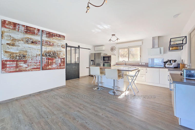 Villa - 170 m² - 7 pièces