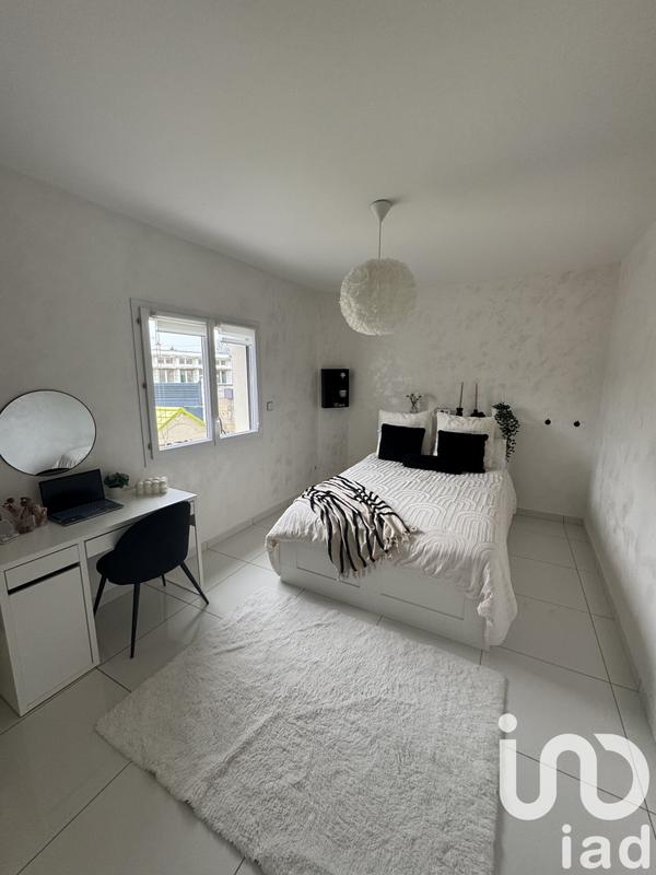 Maison - 212 m² - 8 pièces