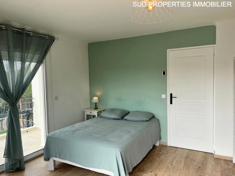 Propriété - 223 m² - 7 pièces