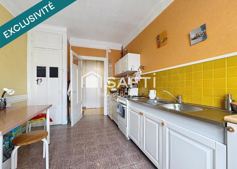 Appartement - 81 m² - 4 pièces