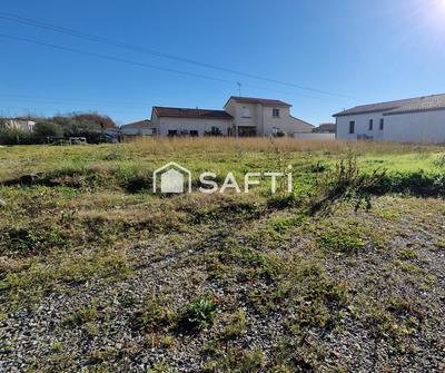 Terrain - 700 m²