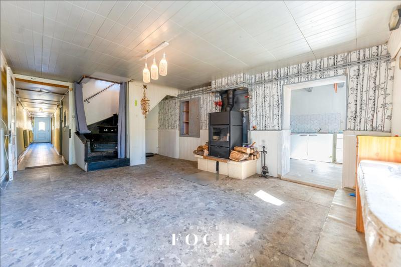 Maison - 185 m² - 7 pièces