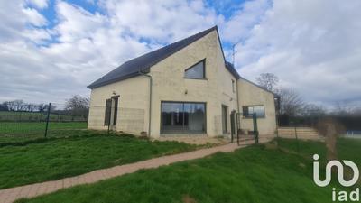 Maison - 240 m² - 9 pièces