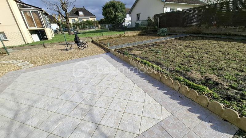 Maison - 82 m² - 4 pièces