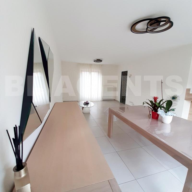 Maison - 85 m² - 5 pièces