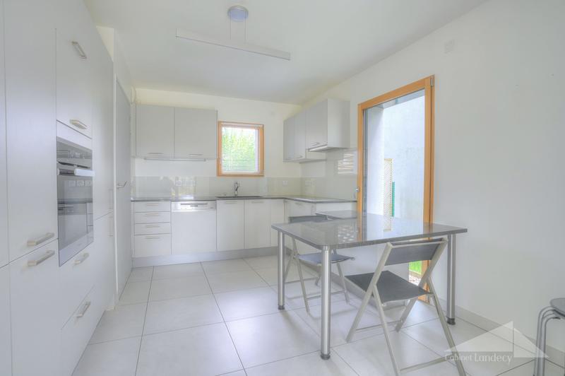 Appartement - 122 m² - 5 pièces