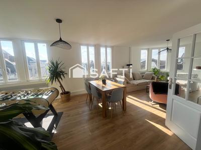 Appartement - 90 m² - 5 pièces