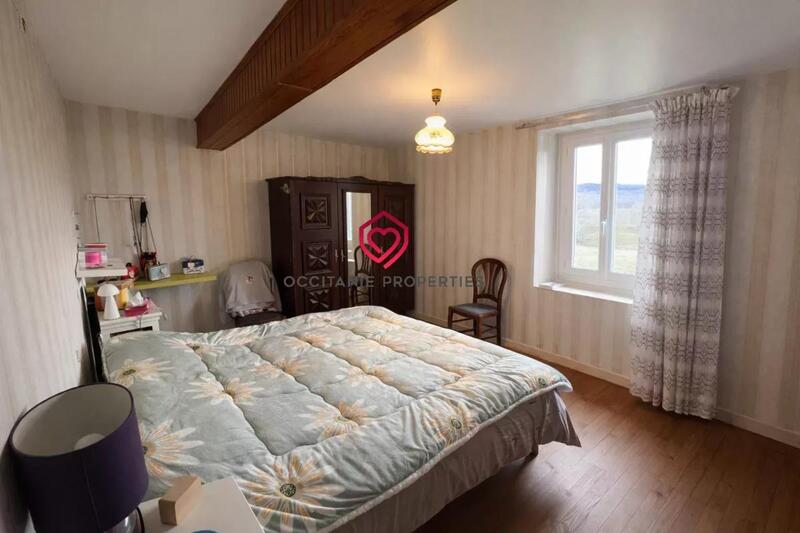 Propriété - 130 m² - 6 pièces