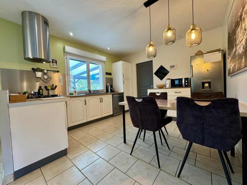 Maison - 113 m² - 6 pièces