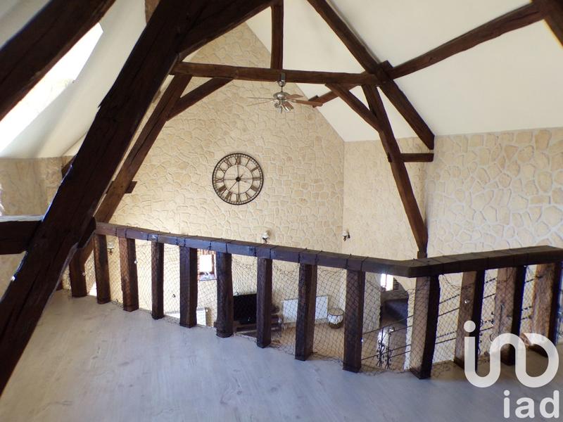 Maison - 220 m² - 6 pièces