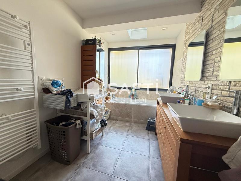 Maison - 155 m² - 6 pièces