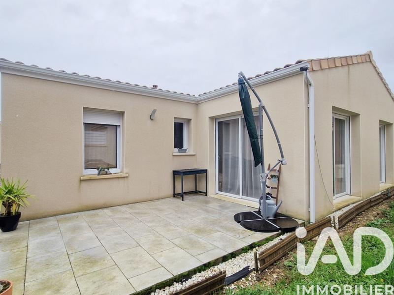 Maison - 93 m² - 4 pièces